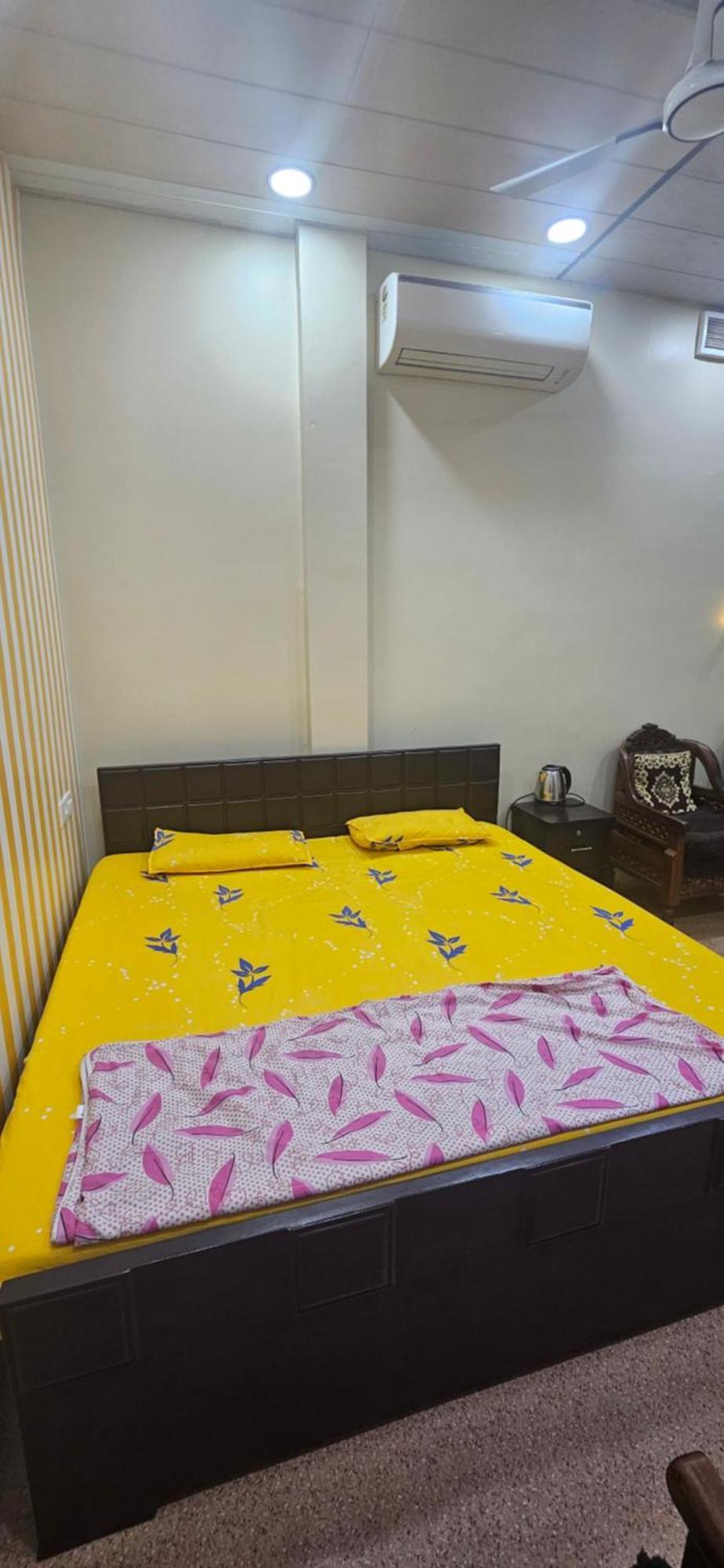 Kashi Shree Apartment Варанаси Стая снимка