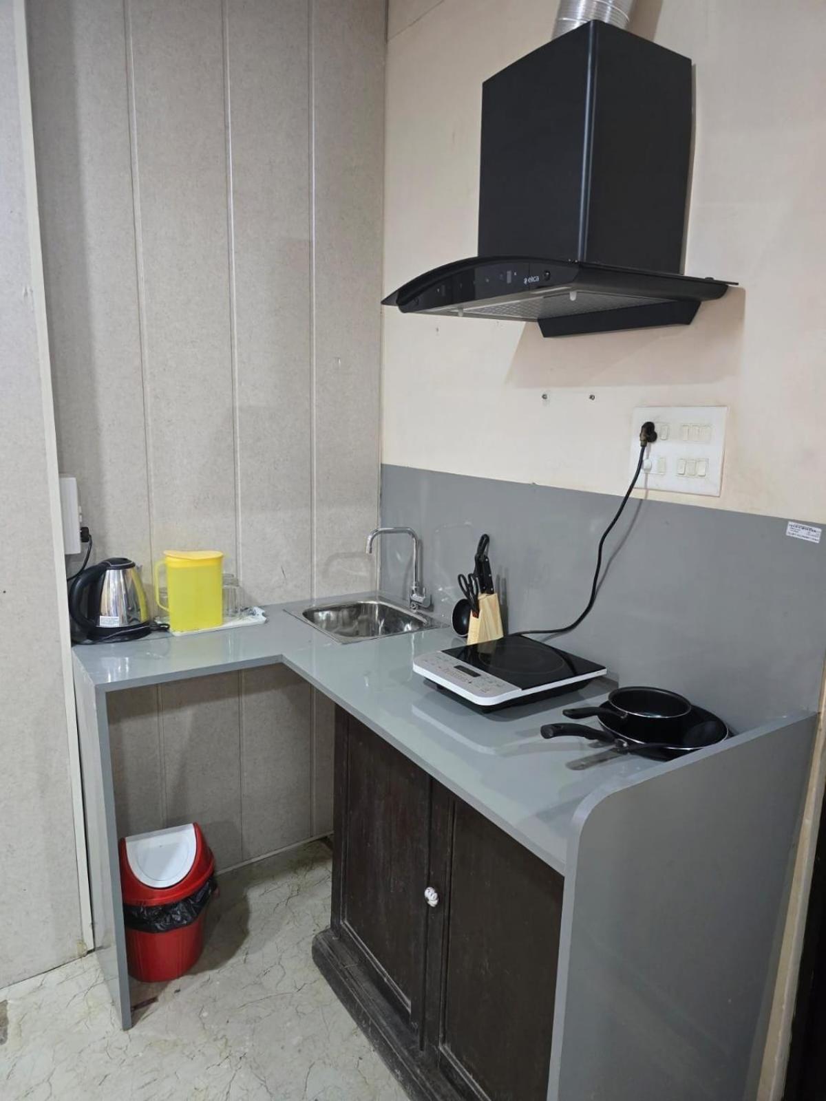 Kashi Shree Apartment Варанаси Екстериор снимка